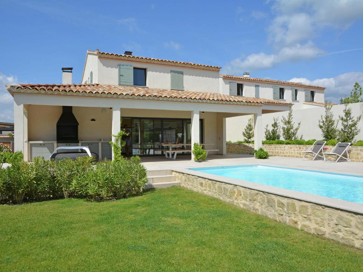 Vibrant Villa In Malauc Ne With Private Garden Malaucène Exteriér fotografie